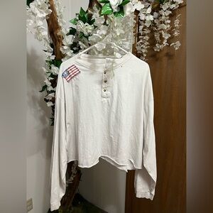 VINTAGE Long Sleeve Crop Top with American Flag 🇺🇸